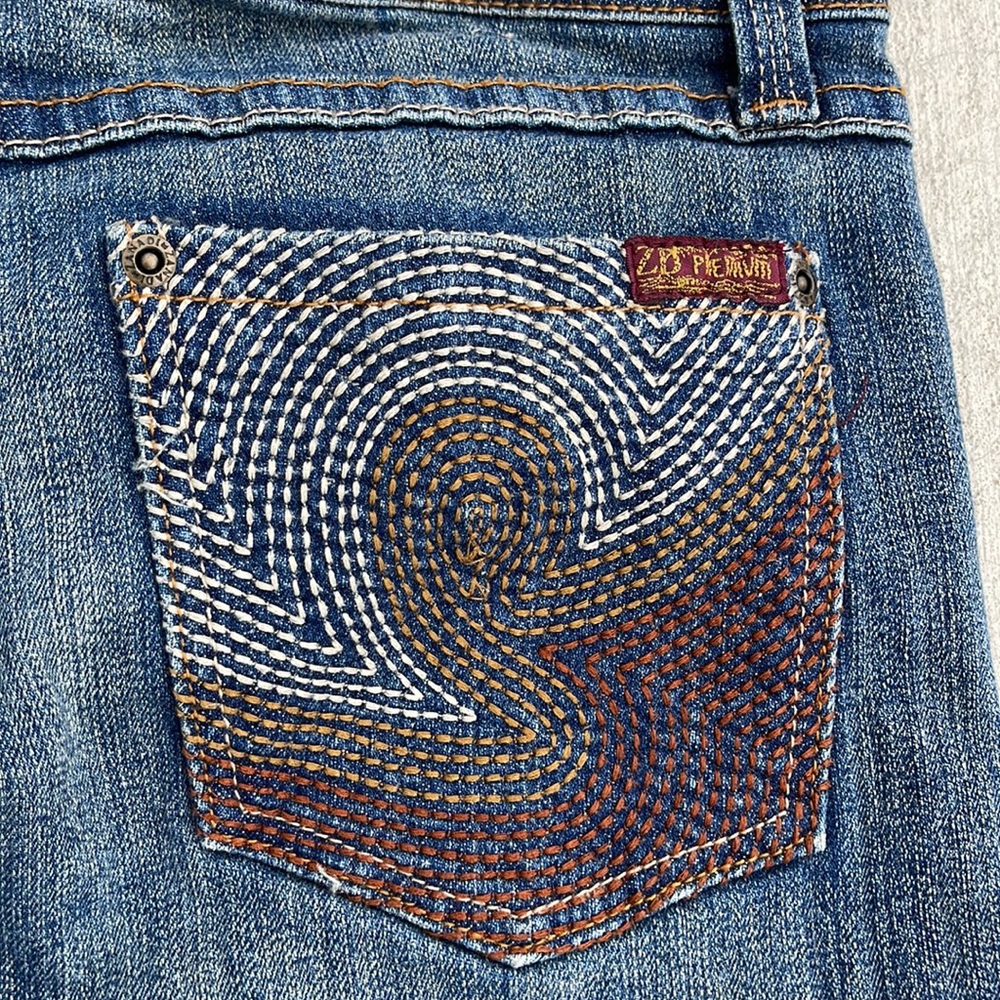 Zanadi flared leg Jeans Size 11.